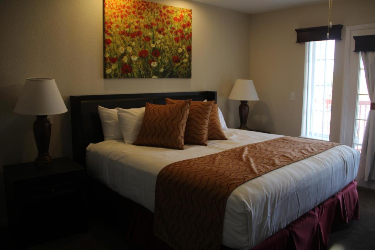 Grand Crowne Resort C Suite-619 Sq Ft-Can Be Combined With B 949 Sq Ft- Branson Exterior photo